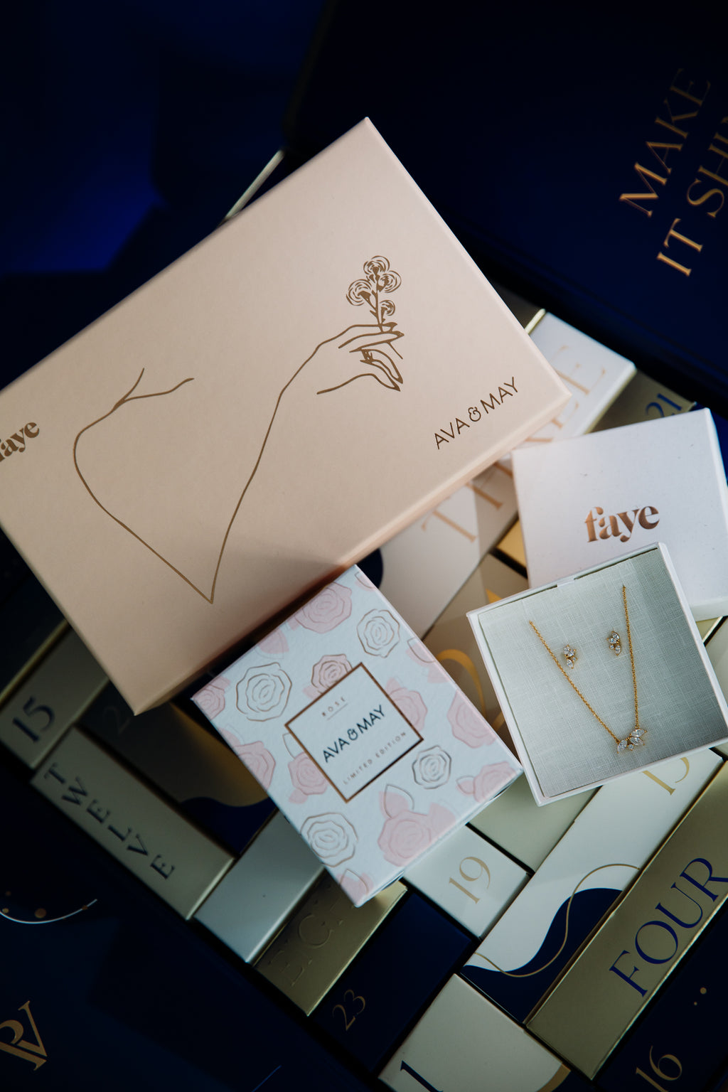 PV Advent Calendar Rose Gold x Ava&May Box